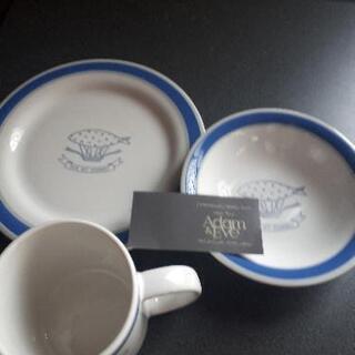 マグカップ、お皿のセット