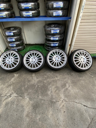 カールソン　20インチ　8.5J+40 4本通し　タイヤ225/35