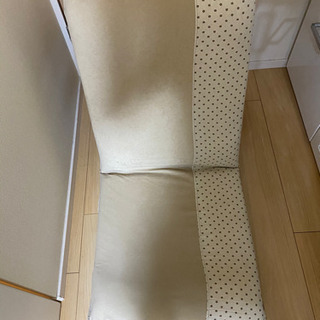 座椅子です。若干の使用感はあります。の画像