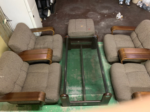 ソファーテーブル