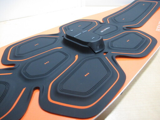 Abs Belt（アブズベルト）　SIXPAD－シックスパッド　お腹周り用　ウエスト・腹筋ベルト　S／M／Lサイズ（ウエスト58～10