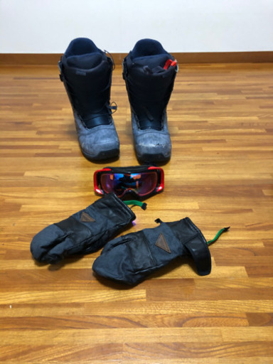 スノーボード一式です。