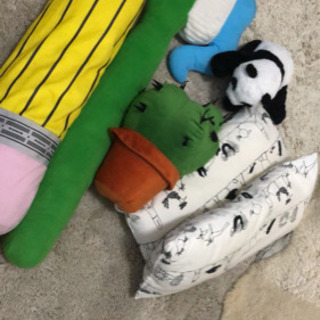 ■IKEA■大きなぬいぐるみたち■&クッションセット