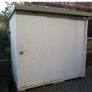 《神戸市西区狩場台まで引取限定商品》イナバ物置☆w2300mm xd1560mm xh2000mm早い者勝ち！！