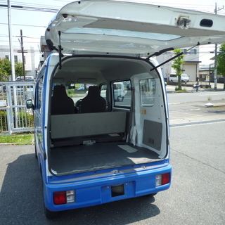 軽バン専門店在庫５０台　エブリィ　鮮やかブルーカラー　平成２８年　車検２年付　３３万円　諸経費込み３８万円　の画像