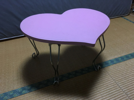 かわいいハートの折りたたみテーブル