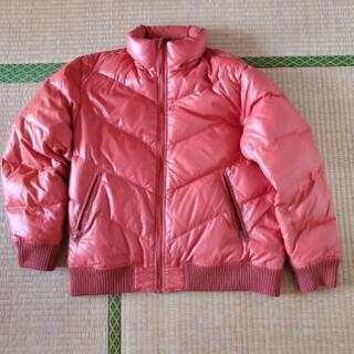 UNIQLOプレミアムダウンジャケットの画像