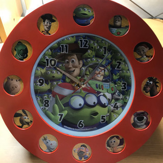【取引完了】☆新品未使用☆  トイストーリー　壁掛け時計　レッドの画像