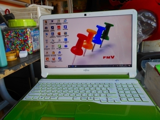 ノートパソコン Fujitsu lifebook AH54/H Core i5