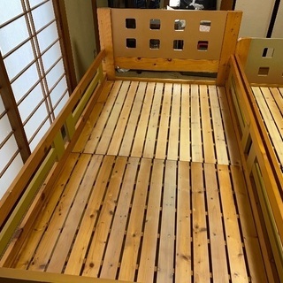 二段ベッドの画像