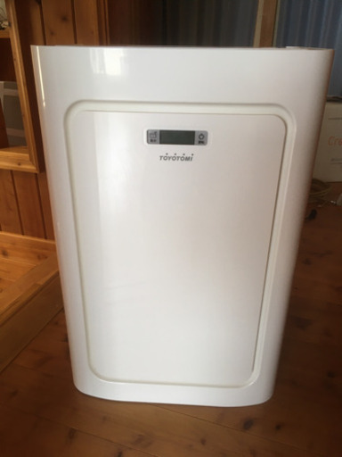 トヨトミ スポット冷暖エアコン TAD22GW