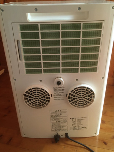 トヨトミ スポット冷暖エアコン TAD22GW