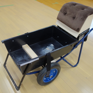 介護運搬用二輪車　災害時の介護家族の移動用に。多目的に活用できます！の画像