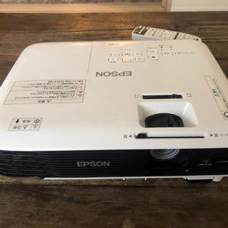 EPSON EB-S04 プロジェクター【美品】