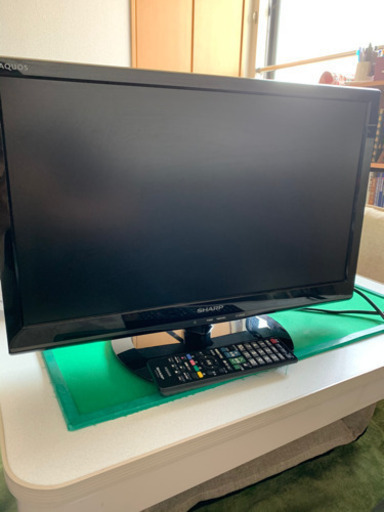 テレビ22インチ　SHARP