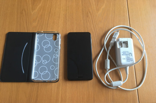 ドコモ スマートフォン sh-01k 美品 カバー充電器付き