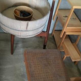 かき集め　廃材　木製品　木材　の画像