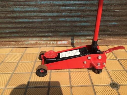 油圧式ガレージジャッキ　大型車対応用
