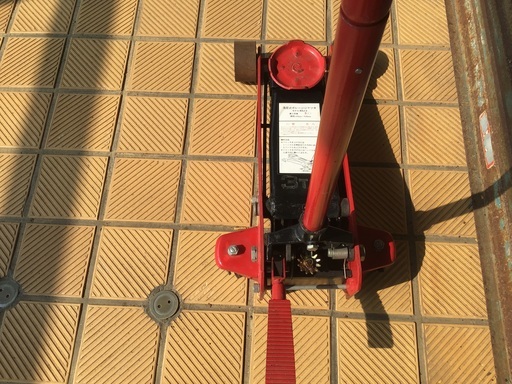 油圧式ガレージジャッキ　大型車対応用