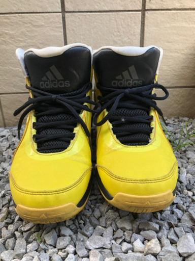 adidasスニーカー