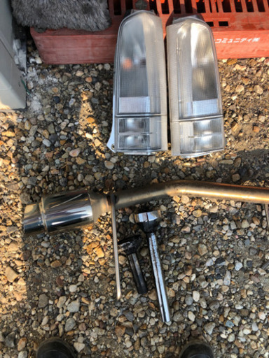 話し合い中)ワゴンRストレートマフラー爆音1つ、サイレンサー3つ、クリアーテール