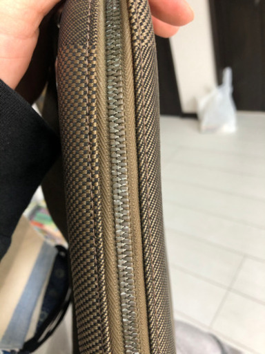 ルイ・ヴィトン（Louis Vuitton Malletier）斜め掛け財布