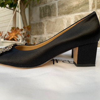 MANOLO BLAHNIK マノロブラニク ピンヒール 新品箱付き イタリア製 マノロ ブラニク」初のブライダルフェア開催 メンズのブライダル