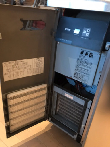 冷蔵コールドテーブル/冷蔵庫/実働/引き取り限定/秋田市近辺の配送致します/