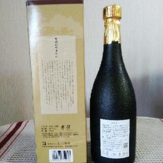 値下げ7000円から6000円　泡盛10年古酒珊瑚礁   43度 山川酒造720ml 換算すると22年古酒の画像