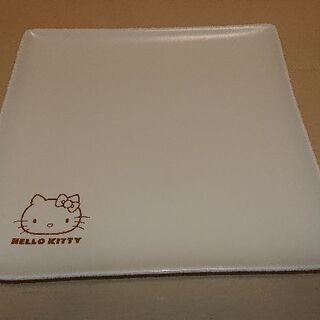 【四角いお皿】HELLO KITTYハローキティ ※新品未使用