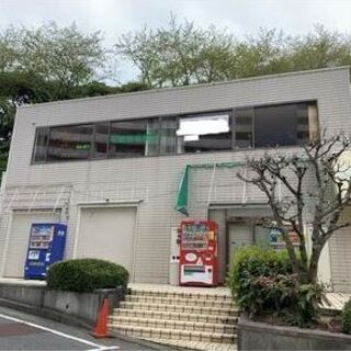★貸店舗・事務所★	 今熊７丁目　２階部分１２７．２㎡　大規模マ...