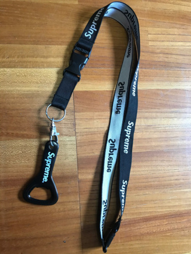 【値下げ】supreme 栓抜き　ネックレス