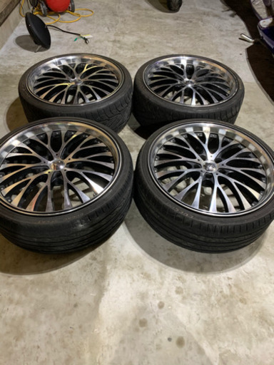 メッシュホイール　　20インチ