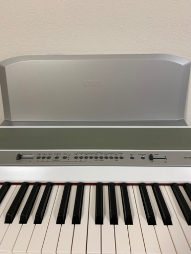 デジタルピアノ　KORG