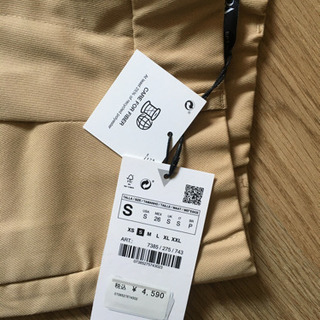 ZARA パンツの画像