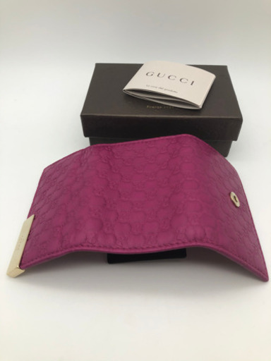 グッチGUCCI 未使用 マイクロシマレザー キーケース  ピンク 箱カード有