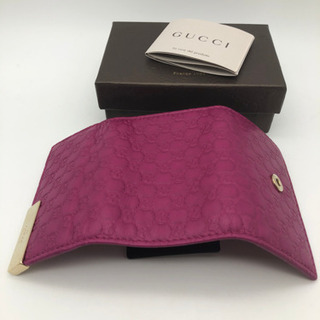 グッチGUCCI 未使用 マイクロシマレザー キーケース ピンク 箱