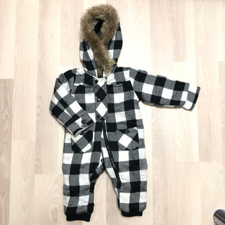 ジャンプスーツ チェック