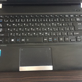 （お取引中）office2019 DVD内蔵 薄型・堅牢・軽快　Core i5・新品SSD・８GB【東芝 dynabook R734/M】の画像