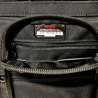 TUMI ビジネスバックの画像