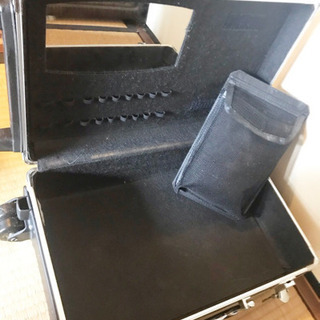 美品メイクボックスの画像