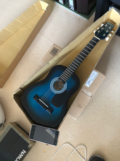 ミニギター？ウクレレ？新品未使用