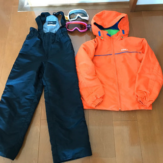 スキーウェア上下140センチ&ゴーグル2個の画像