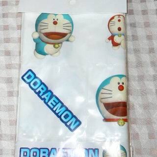 新品　ドラえもん　レジャークッション　ポリエチレン　３７×３７c...