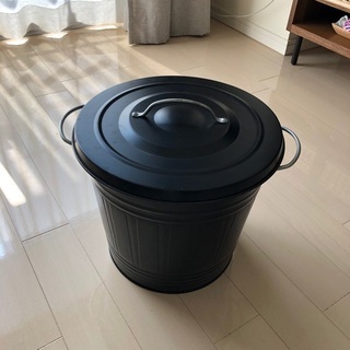 イケア　ふた付きゴミ箱　ブラック