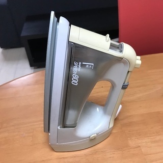 レトロなスチームアイロン