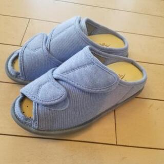 介護用品サンダルの画像