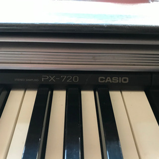 電子ピアノ　CASIO PX-720