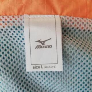 お話し中 MIZUNOウインドブレーカーの画像