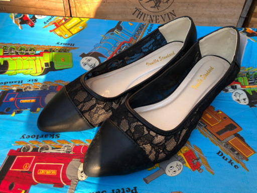 ☆新品☆ 黒　レース　パンプス
